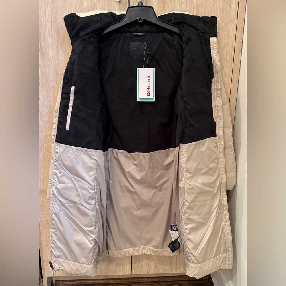 NWTs Marmot Women’s Montreaux Long Down Coat. Sandbar. Small - Picture 8 of 11